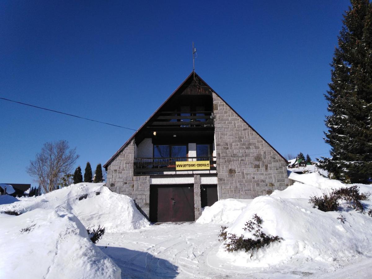 Sirovka Villa Horni Polubny ภายนอก รูปภาพ