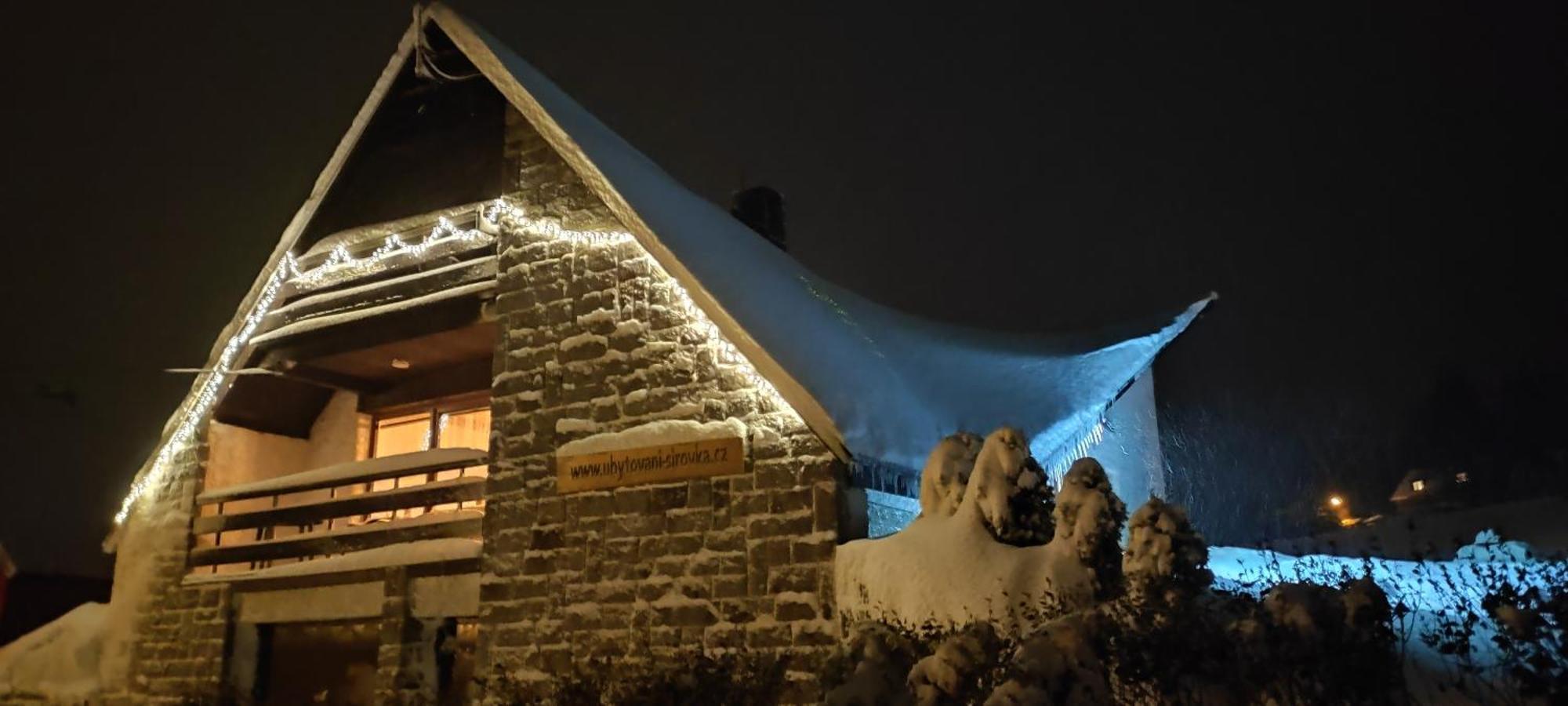 Sirovka Villa Horni Polubny ภายนอก รูปภาพ